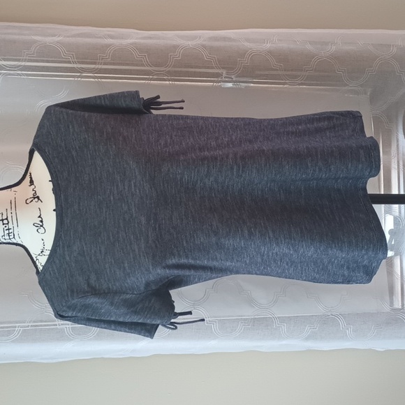 Talbot's Factory Navy Blue Sleeveless Top With Ties On Sleeves - Picture 1 of 9